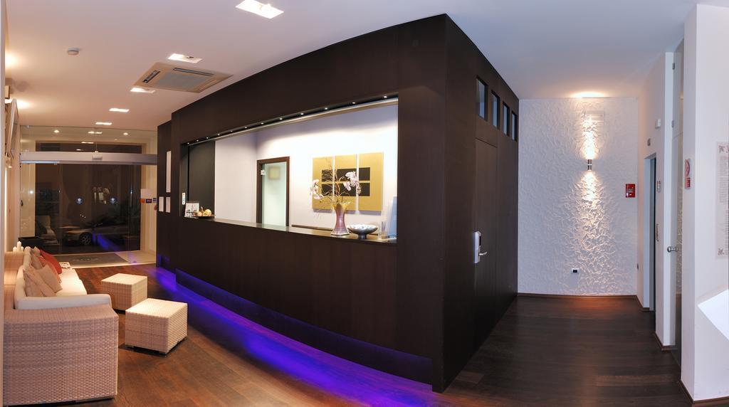 Medi Garden Hotel&Residence Alba Adriatica Exterior photo